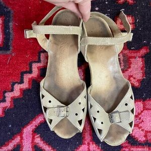 Vintage 70s 80s Wedge Sandals